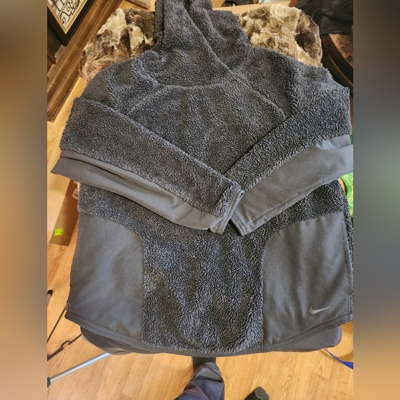 Nike Sweaters - Gray Nike Sherpa Hoodie Size L
